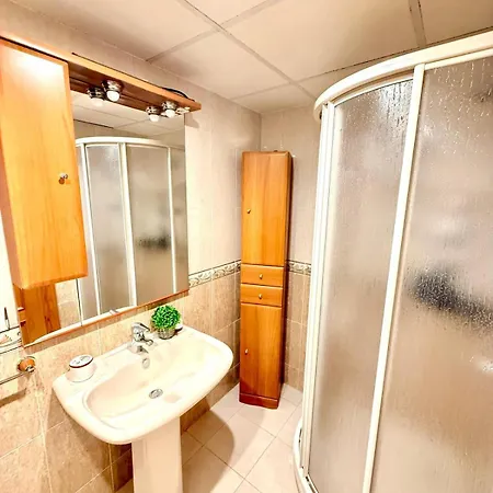 Apartment 2 Bedroom In Puerto Marina