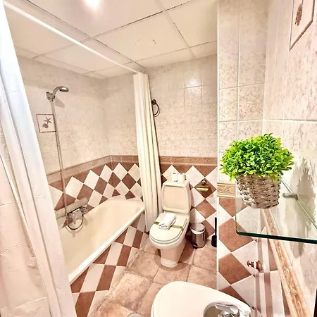 2 Bedroom In Puerto Marina Benalmádena