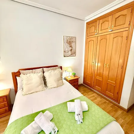Apartment 2 Bedroom In Puerto Marina Benalmádena
