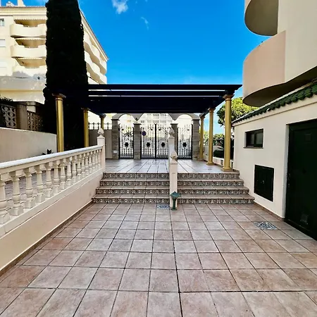 Apartment 2 Bedroom In Puerto Marina