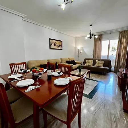 2 Bedroom In Puerto Marina Apartment *